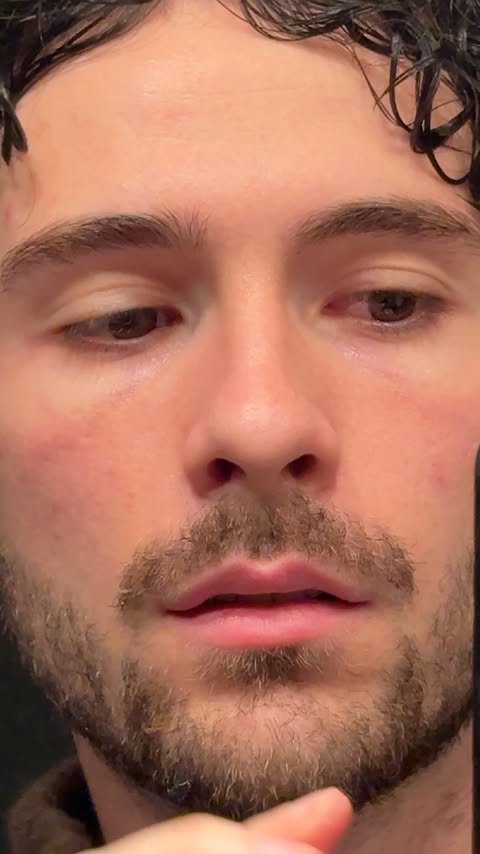 Instagram post by @urnivn for Torriden. Caption reads: [...] Save this if you want simple skincare.

-....