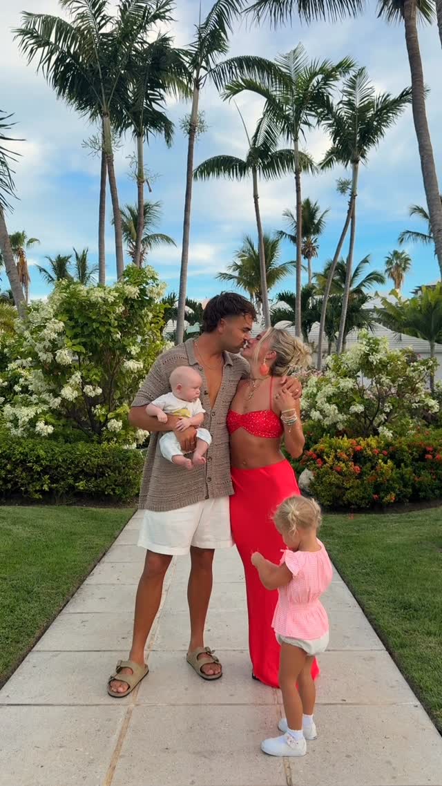 Instagram post by @joandkemp for Beaches Resorts. Caption reads: outfits we wore in Turks & Caicos 🌺....