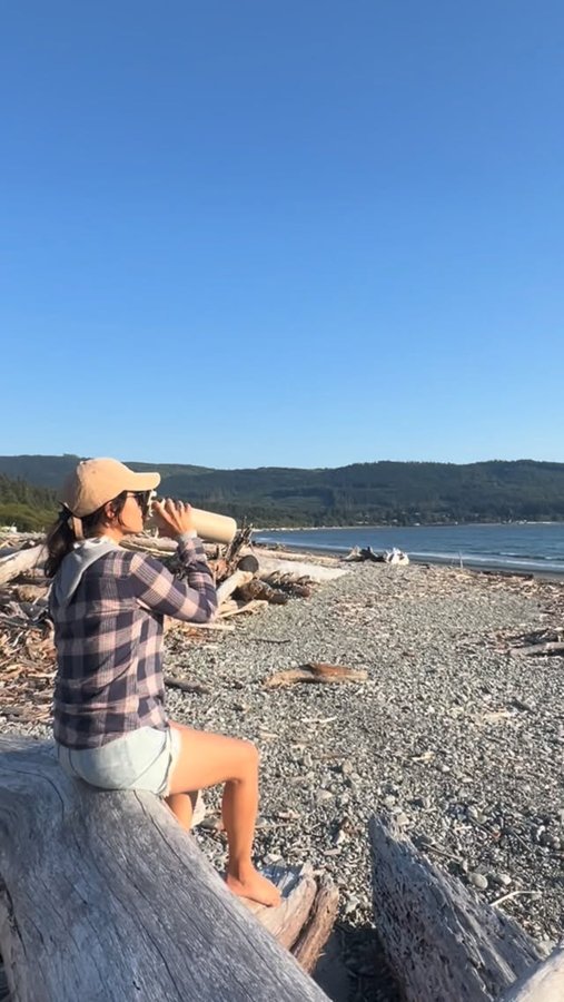 Instagram post by @sierra.cordeiro for LARQ. Caption reads: ✨ GIVEAWAY ALERT! ✨

Bringing my @livelarq bottle....