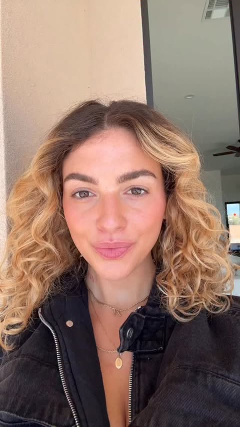 Instagram post by @emonthebrain for Ritual. Caption reads: [...] for stress relief and mood. Luckily,....