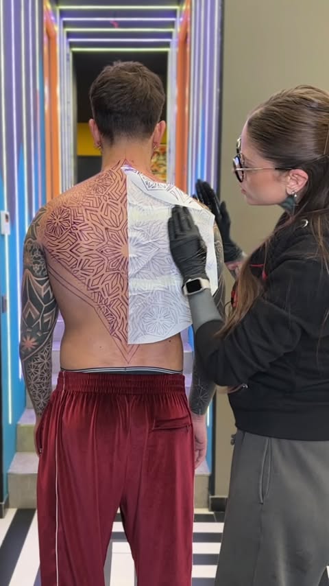 Instagram post by @elisa.esposto for Pepax Official. Caption reads: Applying a new stencil 🤓
Same story every time....