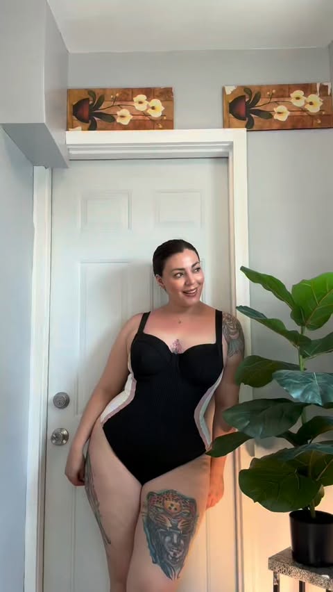 Instagram post by @taritarodriguez for TA3. Caption reads: [...] love a corset swimsuit this much...✨🤯 @ta3....