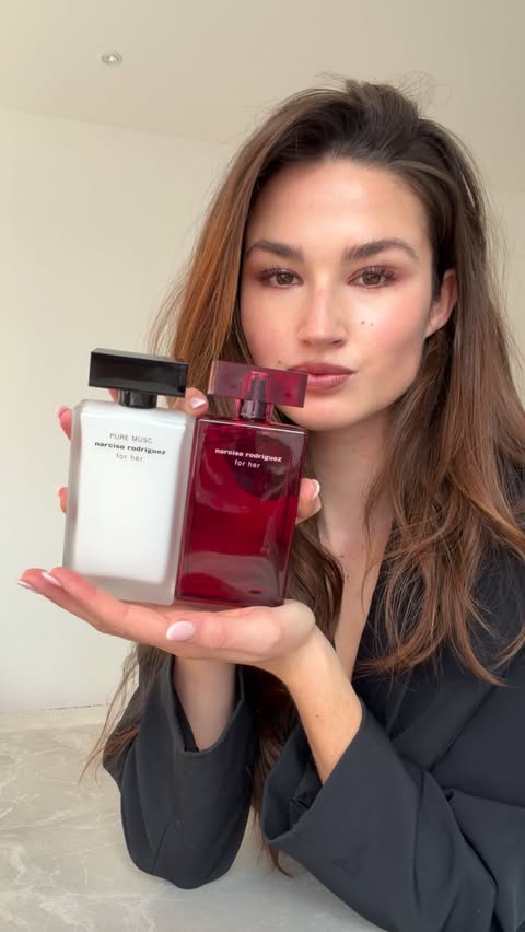 Instagram post by @angelinafrerk for narciso rodriguez. Caption reads: Anzeige / Two scents, one story. 🤍
for her PURE....