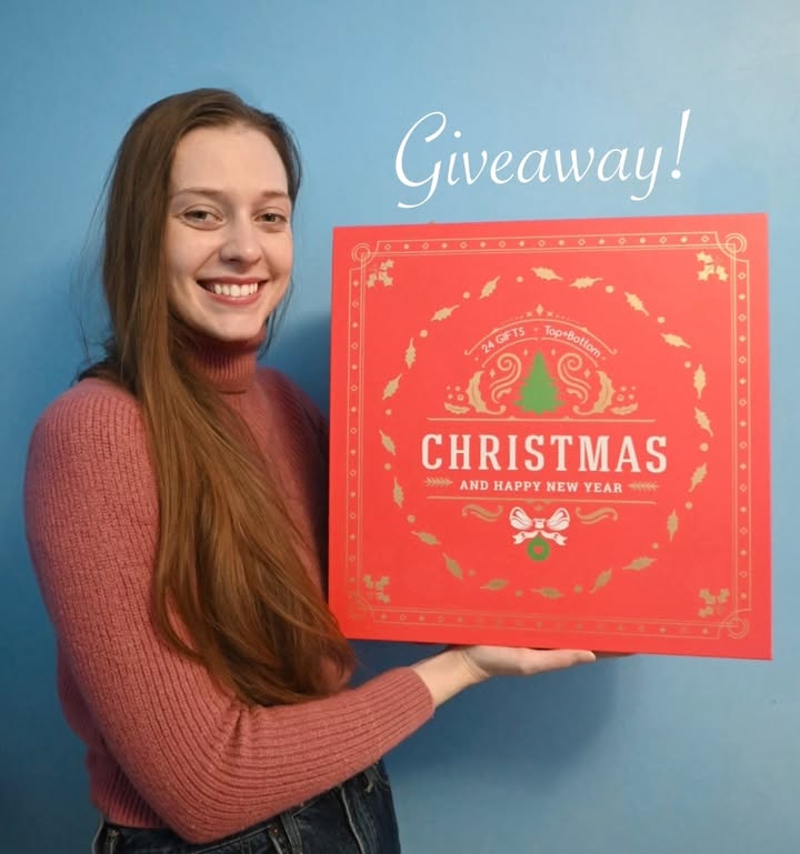 Instagram post by @emilyvalentine_art for MEEDEN ART. Caption reads: 🎄ART SUPPLIES GIVEAWAY!! 🎄

I am so thrilled to....