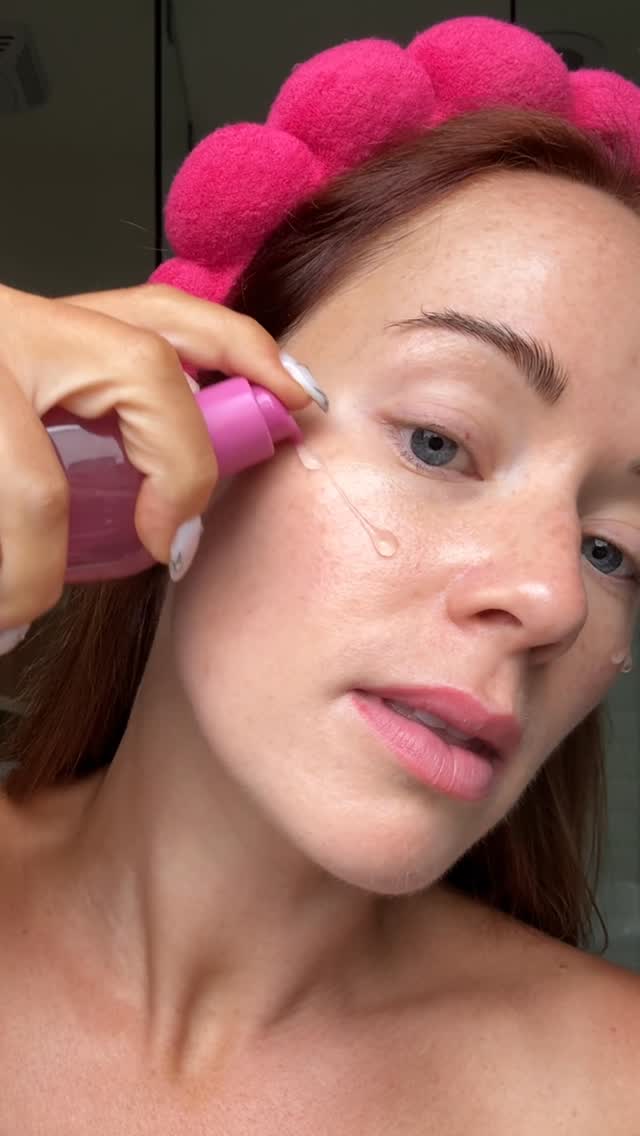 Instagram post by @whitleavitt for Glow Recipe. Caption reads: [...] I’m using this morning and night 🤌🏼....