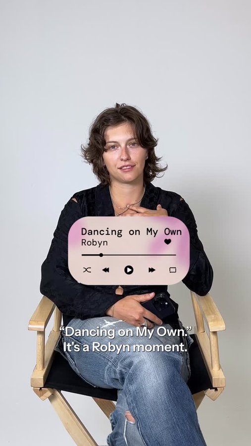 Instagram post by @kingprincess69 for Glamour. Caption reads: “She loves him. But she’s gotta h*e. It’s tragic.”....