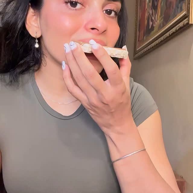 Instagram post by @_ishani_sanghavi for Doctor’s Choice. Caption reads: Looking like a whole snack while eating one😭👍🏻....