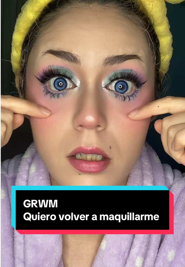 TikTok post by @avannaknight for TTDeye. Caption reads: [...] que quieres que hagaaaa!!!  Pupilentes de....