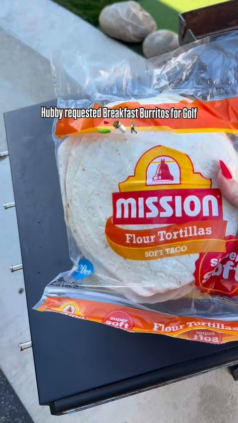 Instagram post by @foodconnoisseur143 for Mission Foods. Caption reads: [...] #reels #blackstone #MissionPartner....