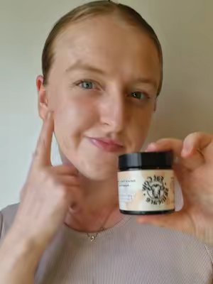 TikTok post by @xabby_ax for Fat Cow Skincare. Caption reads: 🐮Beef Tallow🐮 FOR SKIN CARE??! @Fat Cow Skincare....