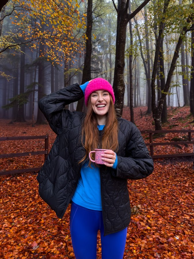 Instagram post by @rozannapurcell for Sweaty Betty. Caption reads: [...] the new On The move Jacket from....