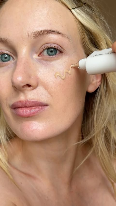 Instagram post by @beautybytarina for jane iredale. Caption reads: The new @janeiredale Glow Fixation Skin Tint gives....