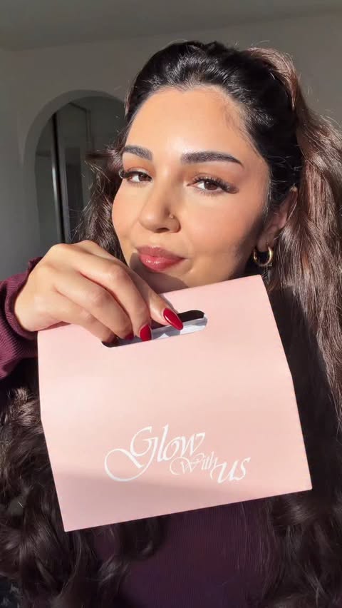 Instagram post by @selinareviews for Nature Republic. Caption reads: [...] all day 💋 Pure lip heaven ☁️ Nature....