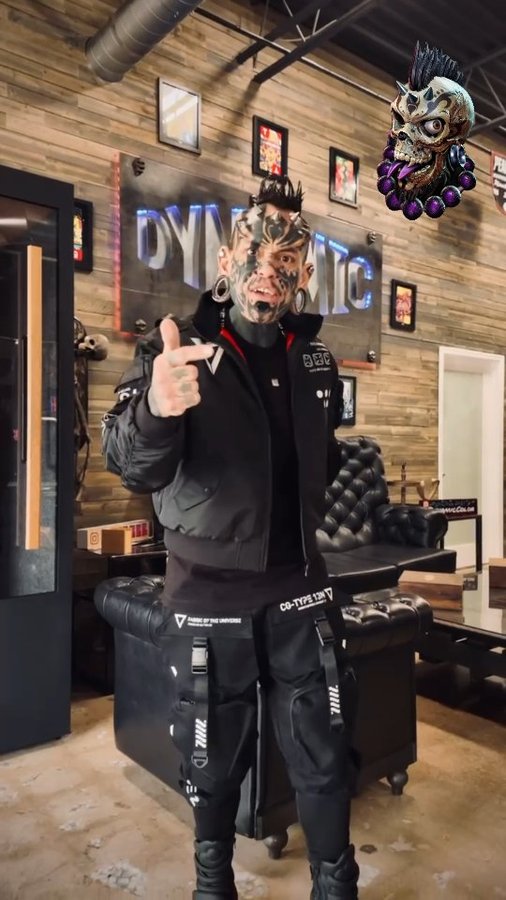 Instagram post by @emiliobodymod for Dynamic Color. Caption reads: [...] 
Sponsored by @dynamiccolor 
@dgntattoomag....