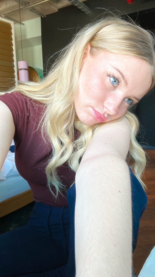 Instagram post by @almost.cesca for Garnier. Caption reads: Hate to gate keep sorry😔
Jk i love the @garnier....