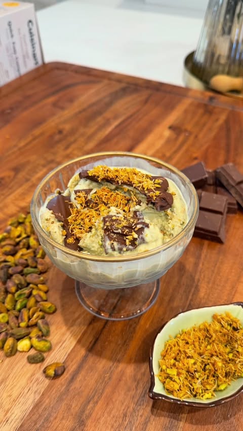 Instagram post by @dolcebakes_ for Cuisinart. Caption reads: [...] a chocolate crack top all churned with....