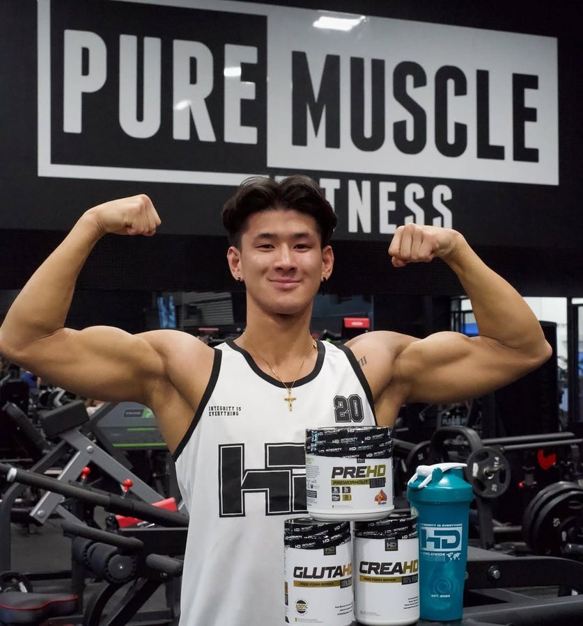 Instagram post by @tothetoptulio for HD MUSCLE. Caption reads: 🔱10K FOLLOWERS GIVEAWAY CONTEST🔱

I’d like to....