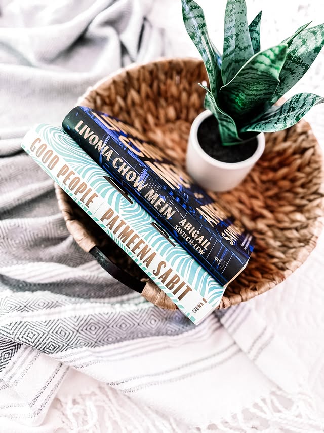 Instagram post by @marensreads for Crown Publishing. Caption reads: 📚 y’all, i have busted out of my reading slump....