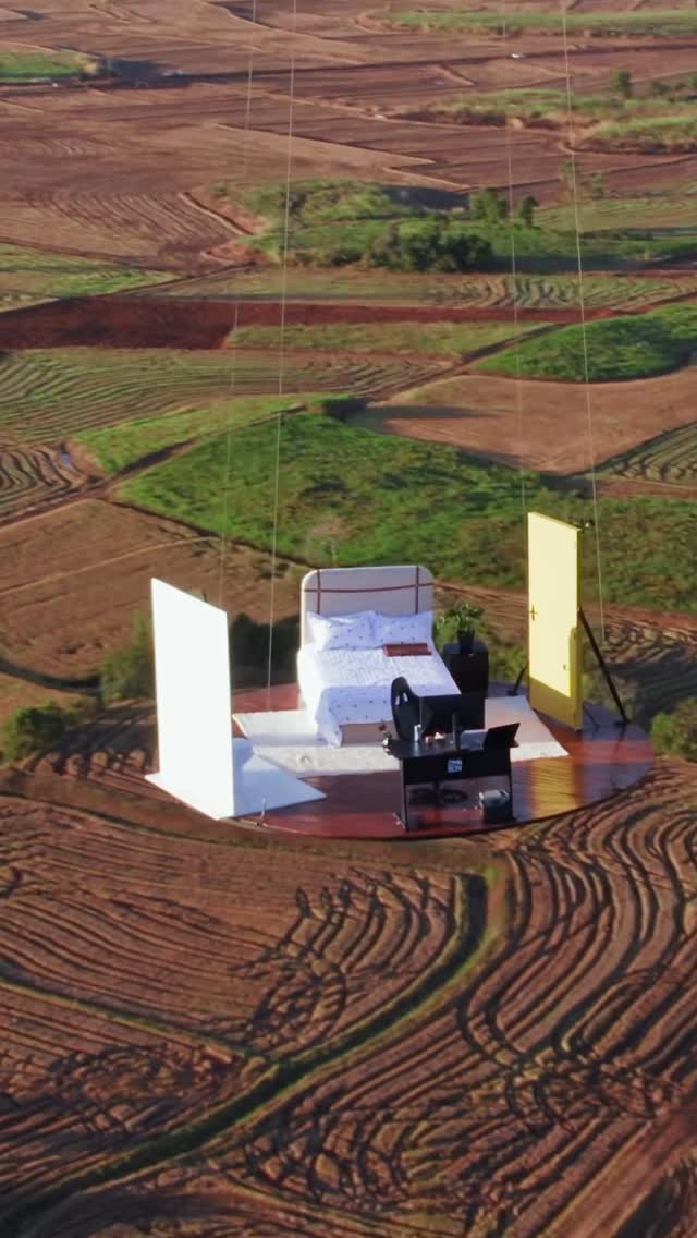 Instagram post by @heymoritz for EDEKA. Caption reads: 🏡🎈
Sponsored by EDEKA! @edeka.