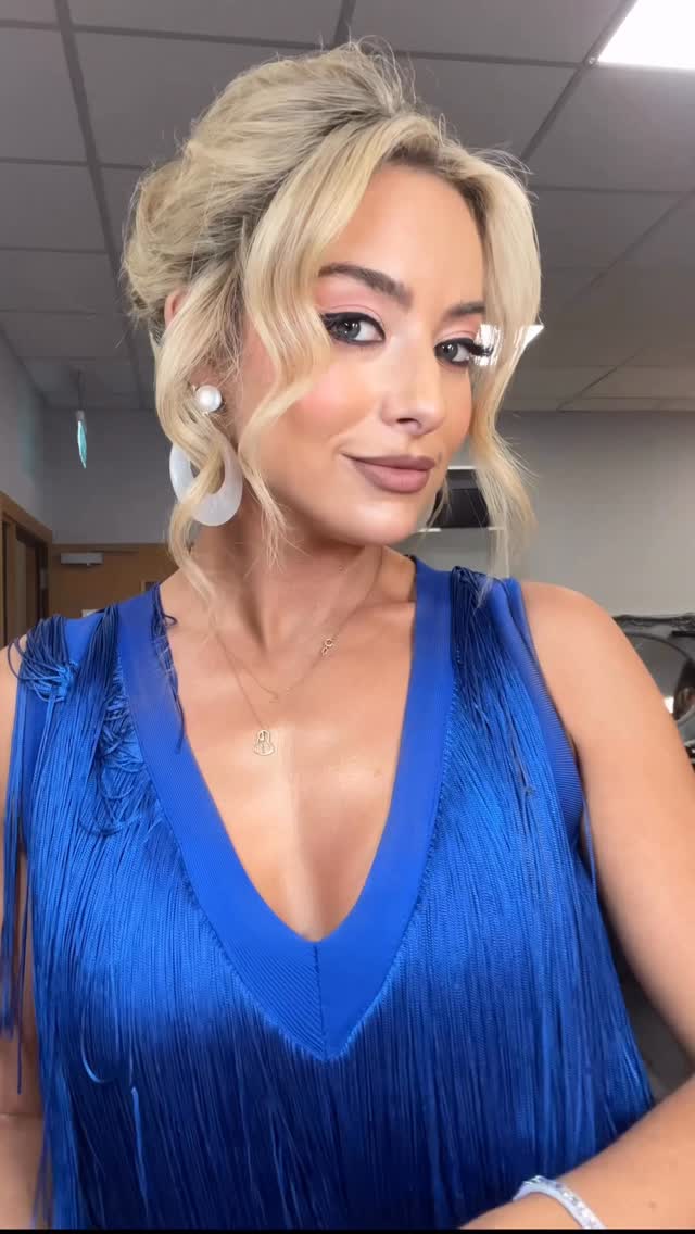 Instagram post by @la_nolan for Bellamianta. Caption reads: [...] secret to flawless tan on @dwtsirl ✨....