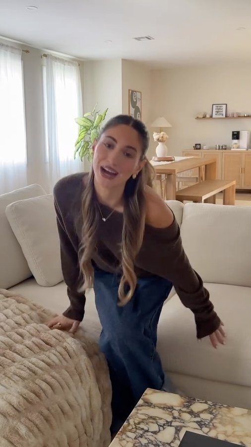 Instagram post by @samanthaarandazzo for Castlery. Caption reads: I absolutely love my furniture pieces from....