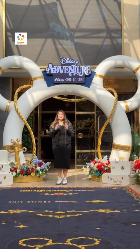 Instagram post by @rashmichadha for Klook. Caption reads: [...] your Disney Cruise from Singapore on Klook &....