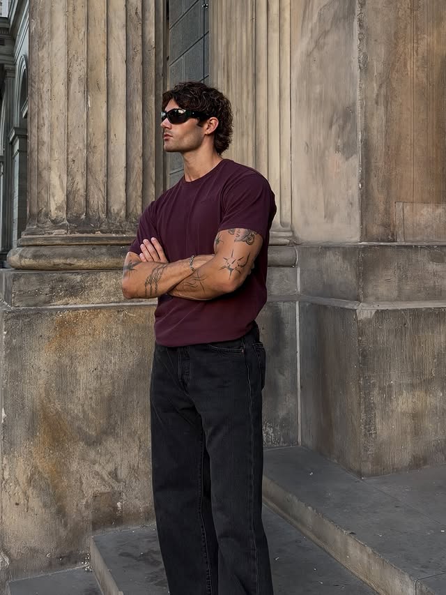 Instagram post by @meierik for Zalando. Caption reads: [...] days in my effortless 501 loose @levis....