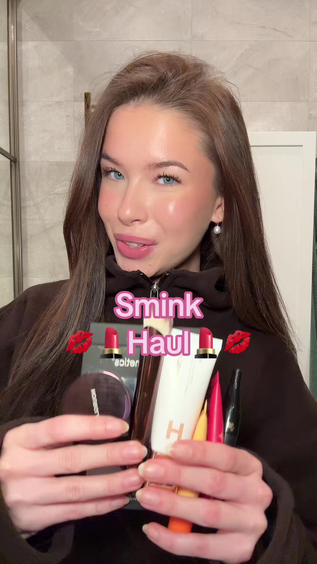 TikTok post by @thea.ostlund for Bangerhead. Caption reads: @Bangerhead ad 💗🎀.