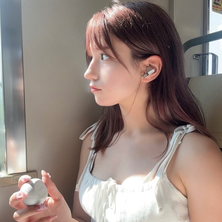 Instagram post by @am333li444 for Sudio. Caption reads: It's been around 2 weeks since I arrived to Japan....