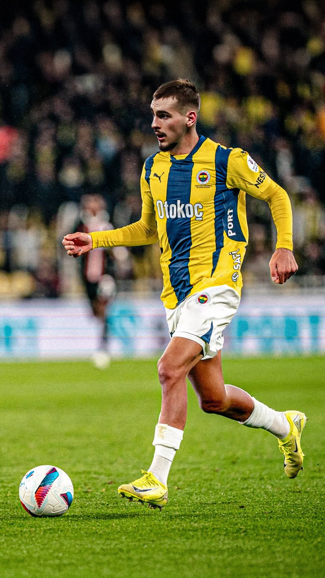 Instagram post by @yagizsabuncuoglu for Bitlo. Caption reads: Ognjen Mimovic Fenerbahçe'de.

@bitlo 🤝.