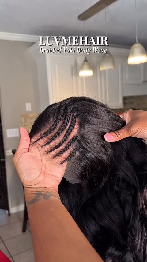 Instagram post by @vbweavin for Luvme Hair. Caption reads: @luvmehair 32% off Code “VB32” Luvme Readitress™....