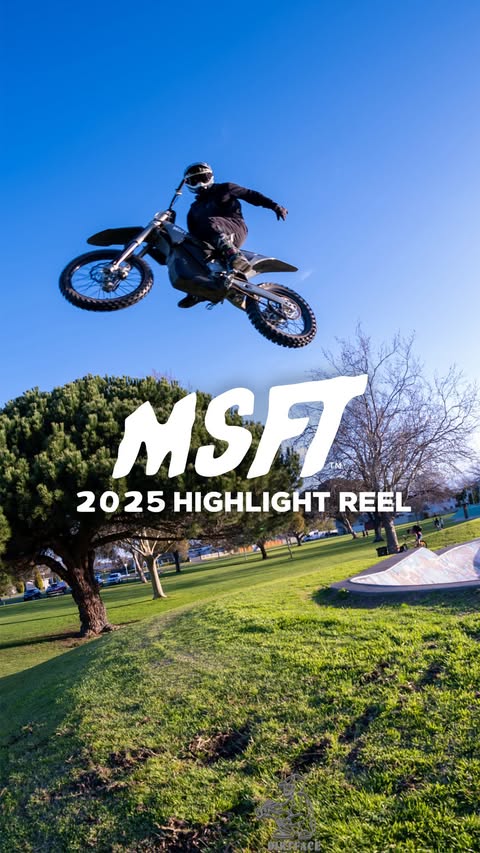 Instagram post by @jackk_jensenn for Skullcandy. Caption reads: What a year, what a team, what a community, what a....