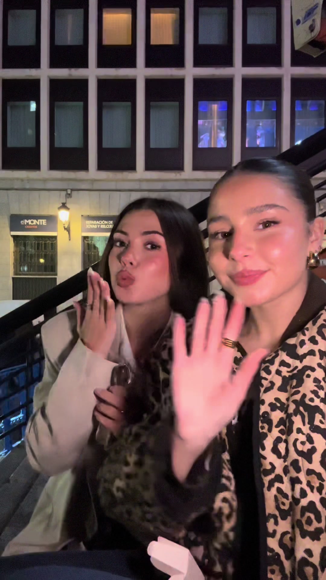 TikTok post by @leyregarcia01 for Juicy Couture. Caption reads: Grasiasss, nos ha encantado 💕   @Juicy Couture....