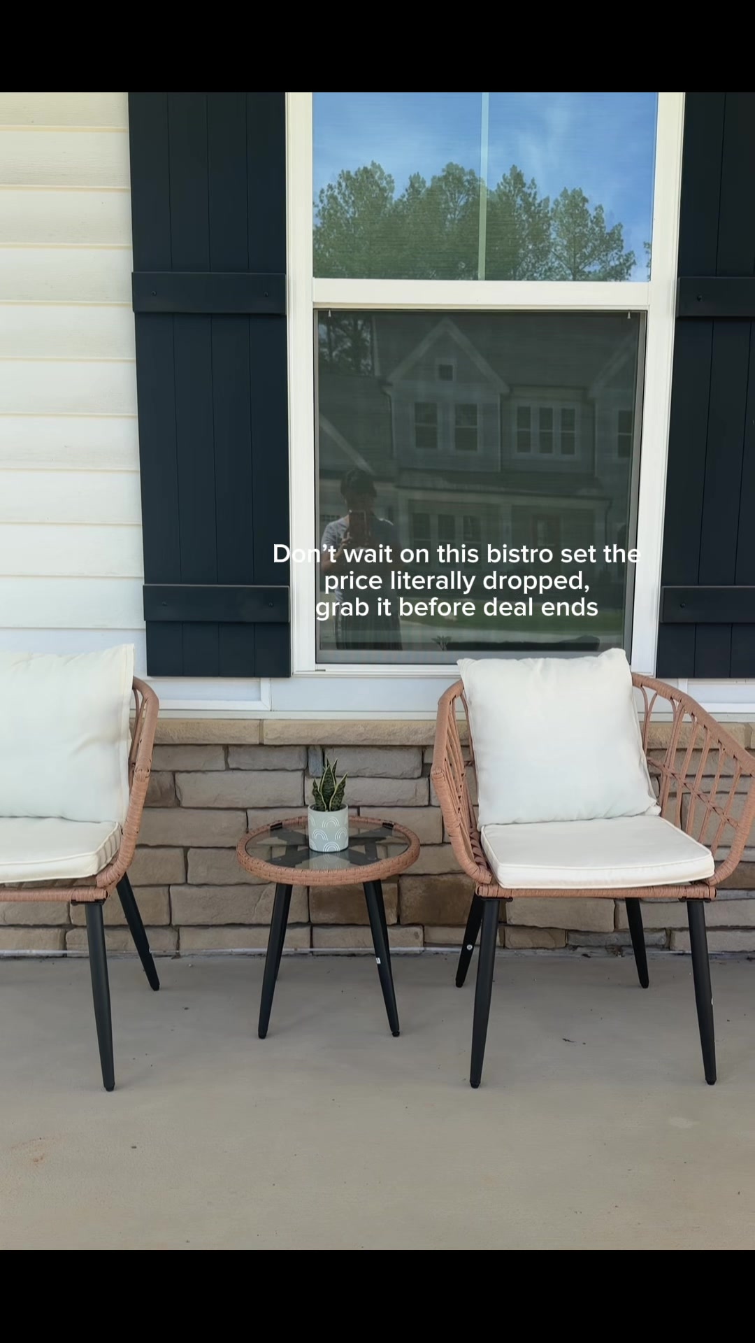 TikTok post by @homecrushwithanita for Sweetcrispy. Caption reads: [...] #patioset #patiosetfurniture @Sweetcrispy....