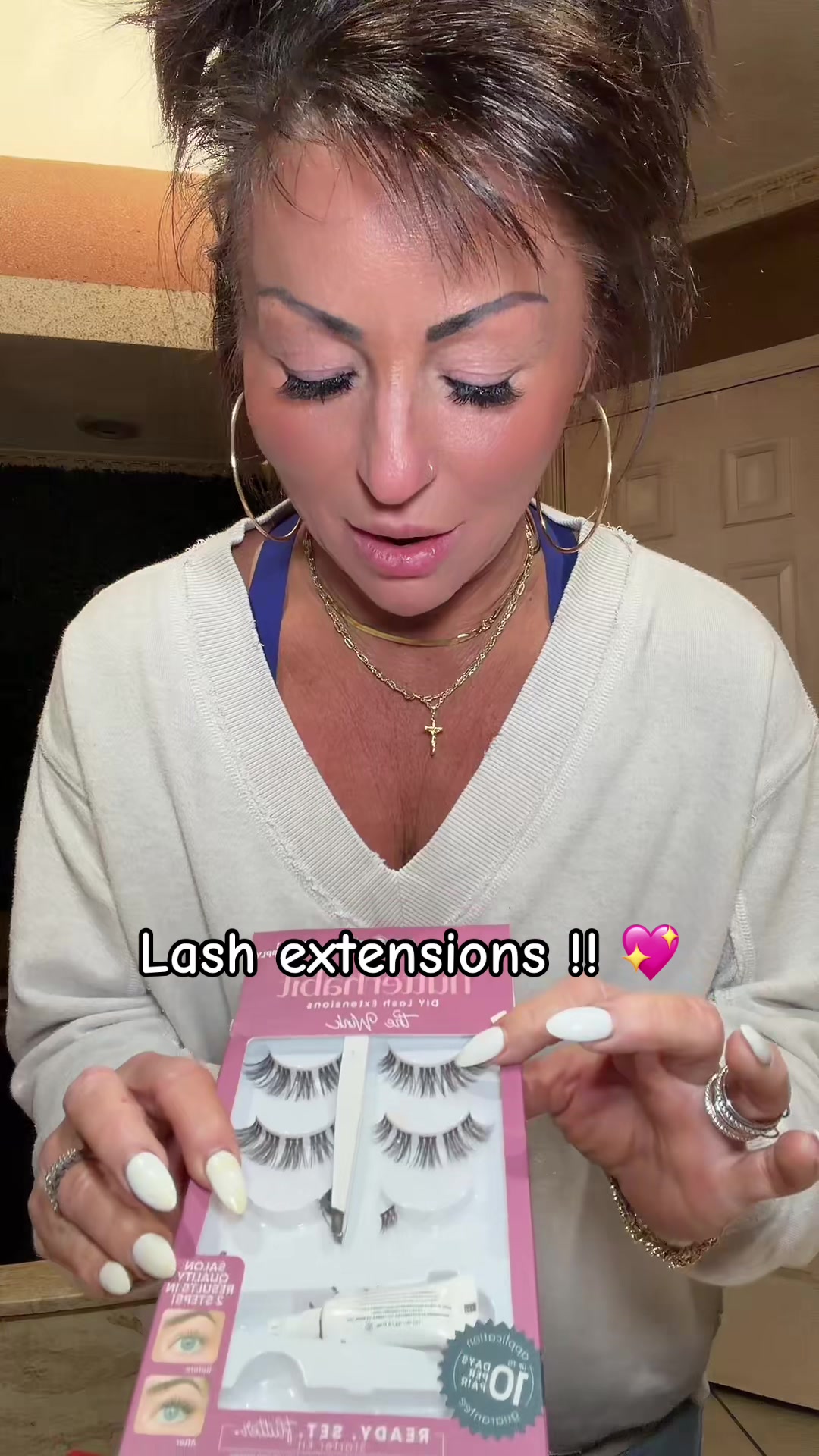 TikTok post by @glofitwithchristine for FlutterHabit. Caption reads: Life my lashes from @flutterhabit....