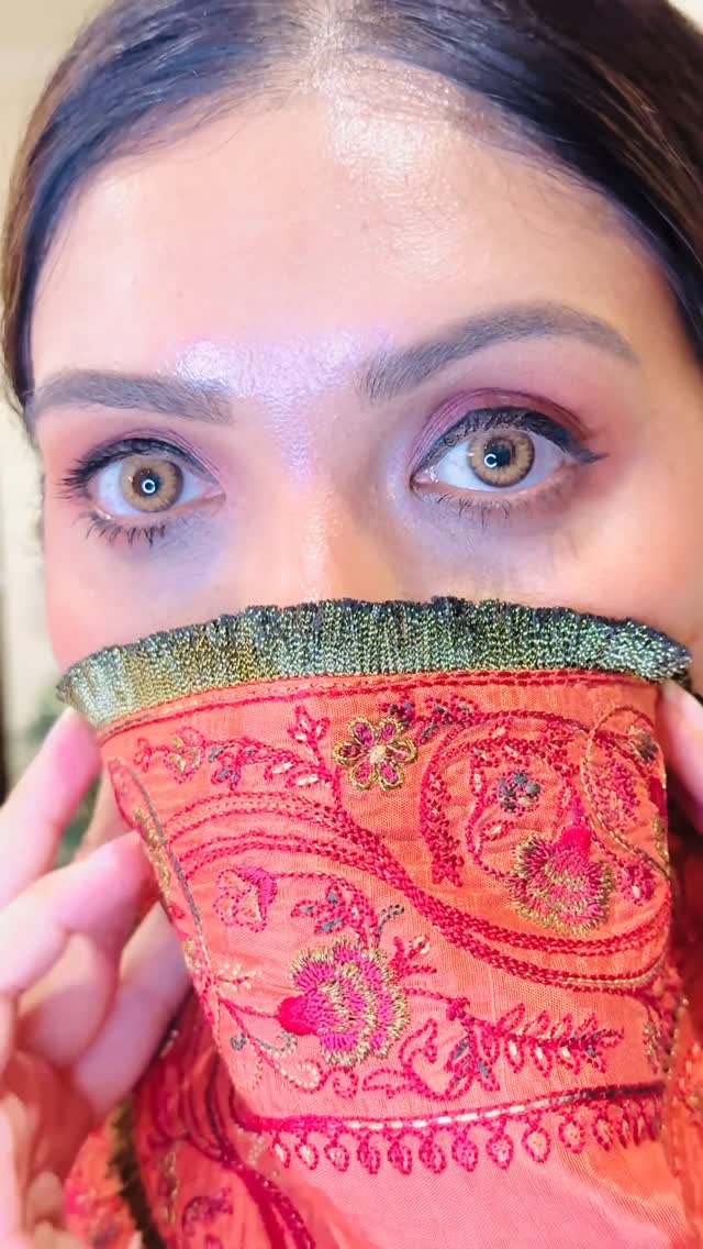Instagram post by @drswifediaries for moodylenses. Caption reads: [...] with the natural looking lenses from....