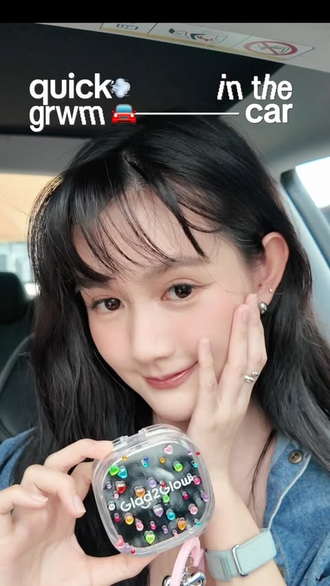 Instagram post by @bringlims for Glad2Glow Thai. Caption reads: Quick GRWM in the car! 🚘 💨 หน้าคราบ ตกร่อง หลบไป....
