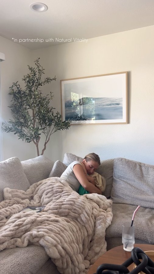 Instagram post by @caitregan_ for Natural Vitality. Caption reads: #Ad @naturalvitalityofficial Calm Magnesium has....