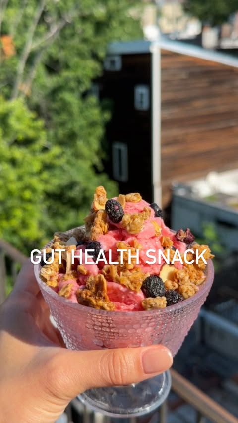 Instagram post by @nutritionbykylie for Kashi. Caption reads: #KashiPartner One of the easiest ways to meet....