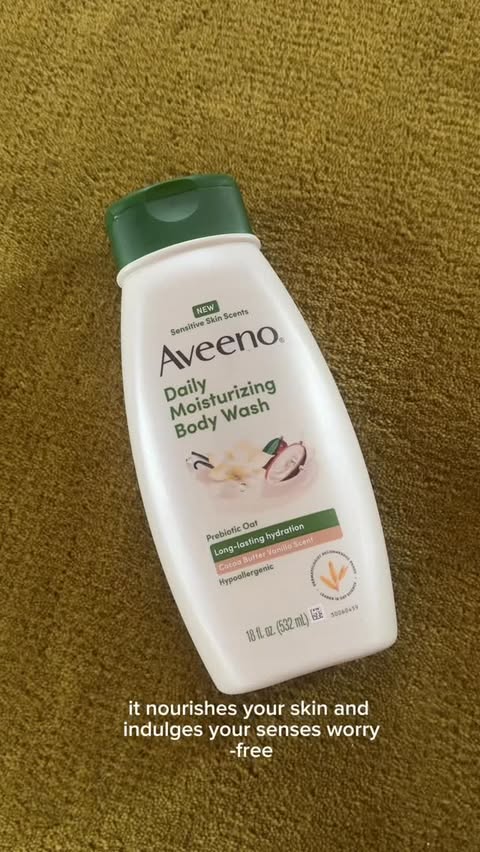Instagram post by @arud_ for Aveeno. Caption reads: #AveenoPartner finally a scented body wash [...].