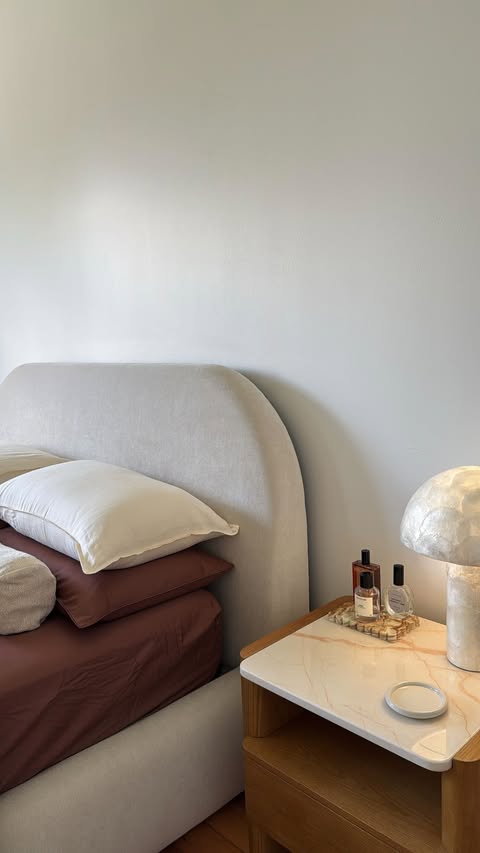 Instagram post by @lifewithfats for Sheet Society. Caption reads: [...] how these colours blend together.....