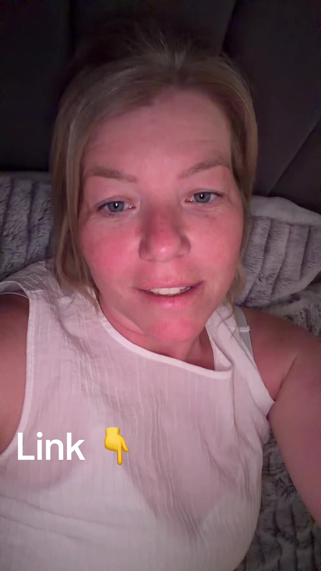 TikTok post by @sallylovelife2021 for REDHUT. Caption reads: [...] x x #hotweathertoday #twinmummy #hotday....
