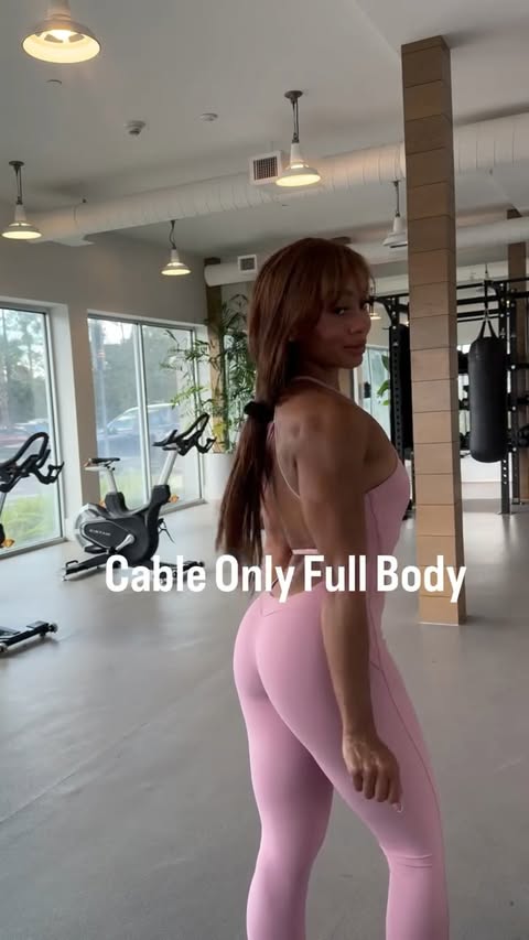 Instagram post by @fitnesswithxiomara for Ketone-IQ. Caption reads: The gym is my fashion show 🤷🏽‍♀️

now a days....