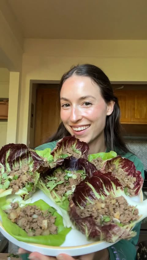 Instagram post by @glowwithella for ButcherBox. Caption reads: [...] of protein for free for a year!!!....