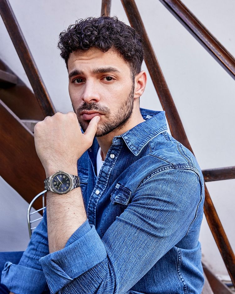 Instagram post by @halitozgursari for GUESS Watches. Caption reads: Guess saatimle zamanın kontrolü bende, ruhum hep....