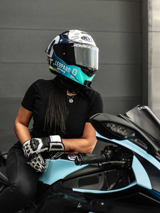 Instagram post by @lylyhanou for RAVEN Moto. Caption reads: [...] @kyt_canada (BYKERLYDZKYT)
📌 @ravenmoto....