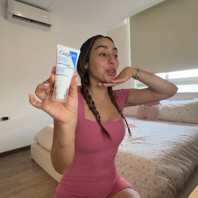 Instagram post by @brendagarza for CeraVe MX. Caption reads: Que no te haga batallar 🫶🏼 por fin encontré mi....