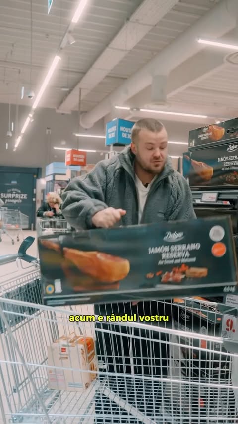 Instagram post by @neacsadragos for Lidl Romania. Caption reads: Am venit la @lidlromania pentru un Panettone… si....