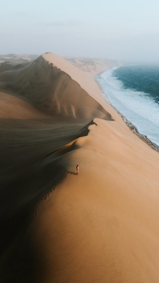 Instagram post by @natigana for SAMSONITE. Caption reads: BANGKOK - my first love🇹🇭 it always feels like....