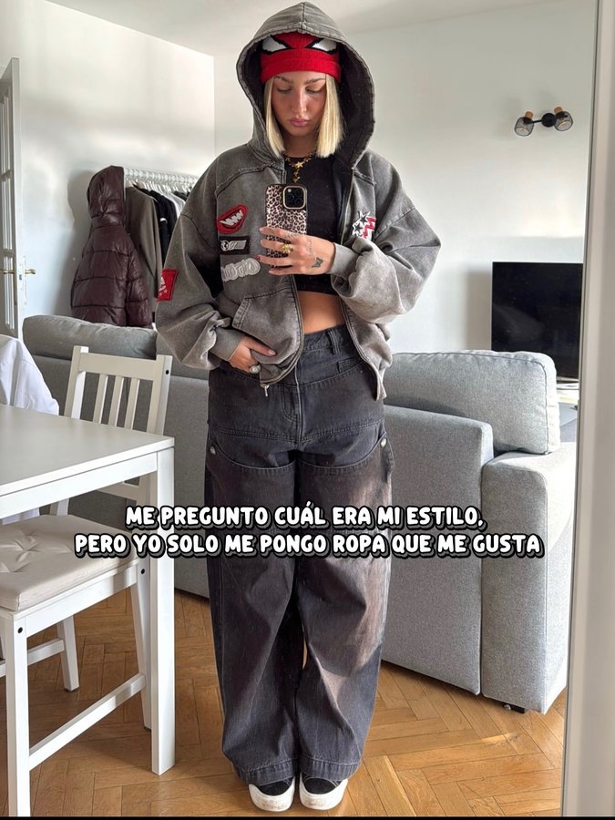 Instagram post by @saraldel for PINKO. Caption reads: Cuál es vuestro favorito?🤘🏼 *publi (no pagada).